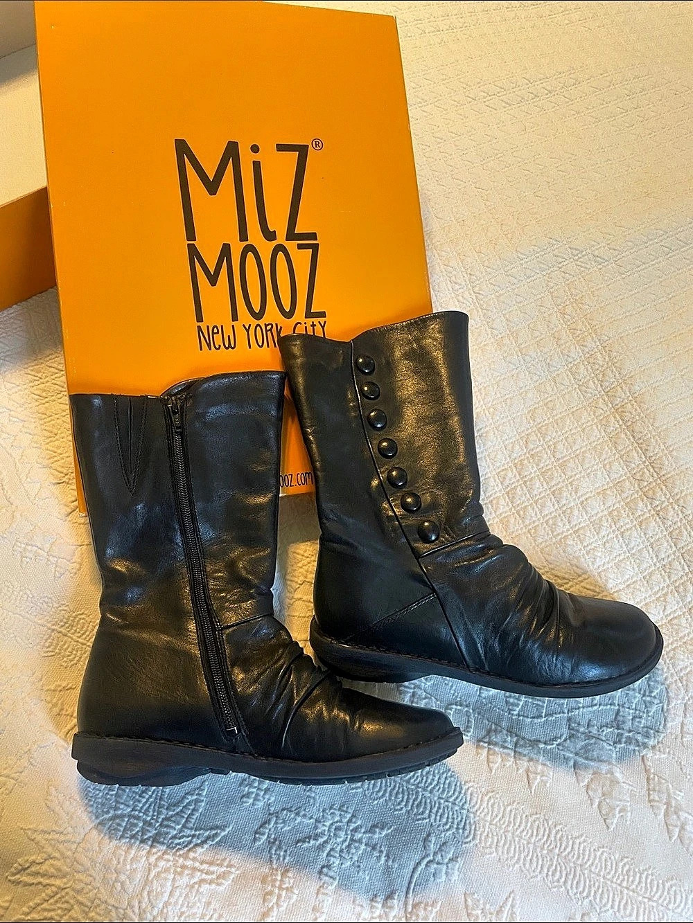 Miz Mooz Bobbie Women's Black Button Boots
